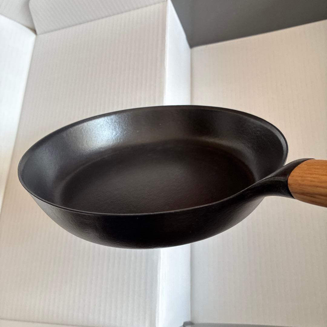 バーミキュラ　フライパン20cm オーク【新品・未使用】