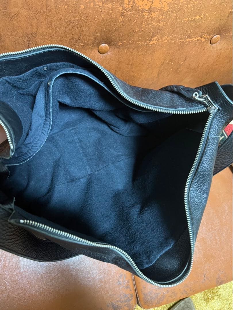 m*m様 値下げ中【正規品】CALEE レザーショルダーバッグ