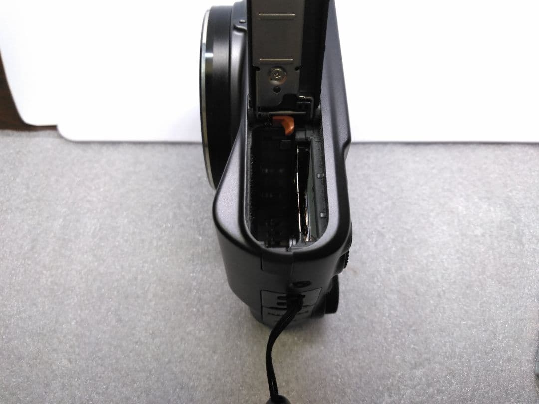 キャノン SX720HS 初期化済み　SDカード32GB付き 少し難点あり