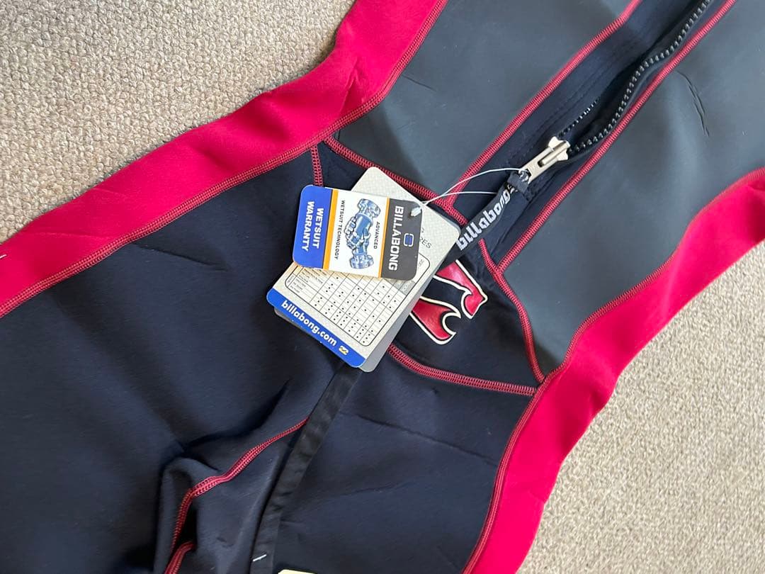 Billabong フルスーツ ウェットスーツ 黒/赤