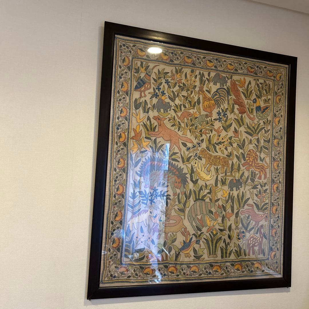 5月末まで 大きな額装 インドの伝統的なハンドメイド総刺繍アート 花と動物