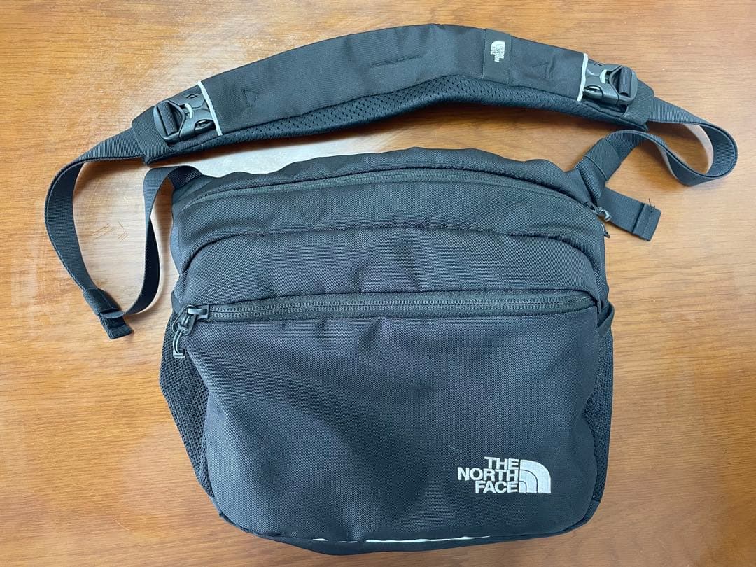 ザノースフェイス　THE NORTH FACE スリングバッグ　抱っこ紐