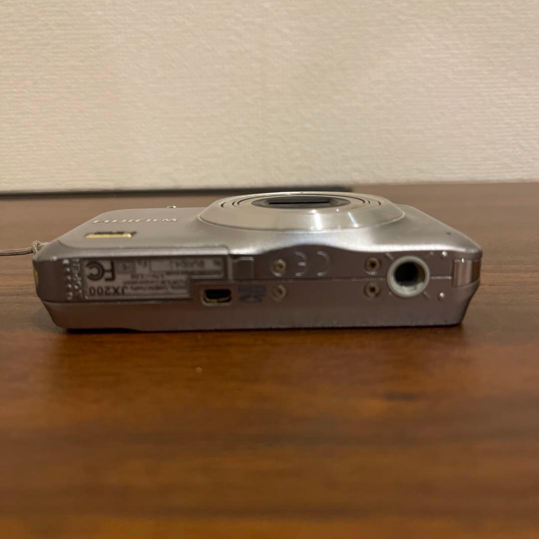 3961 FUJIFILM FinePix JX200 デジカメ