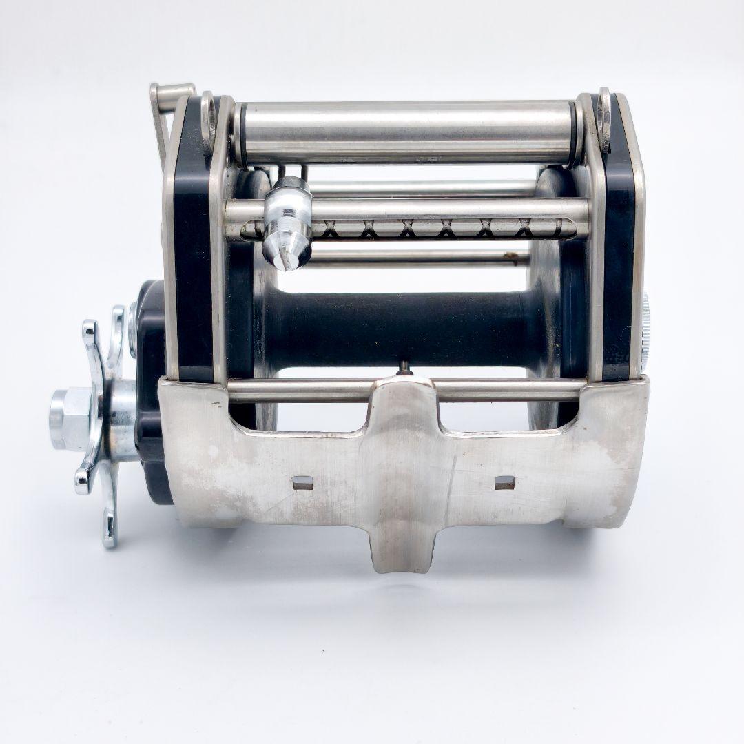 RYOBI ADVENTURE 110 釣りリール 美品 コンパクト 軽量