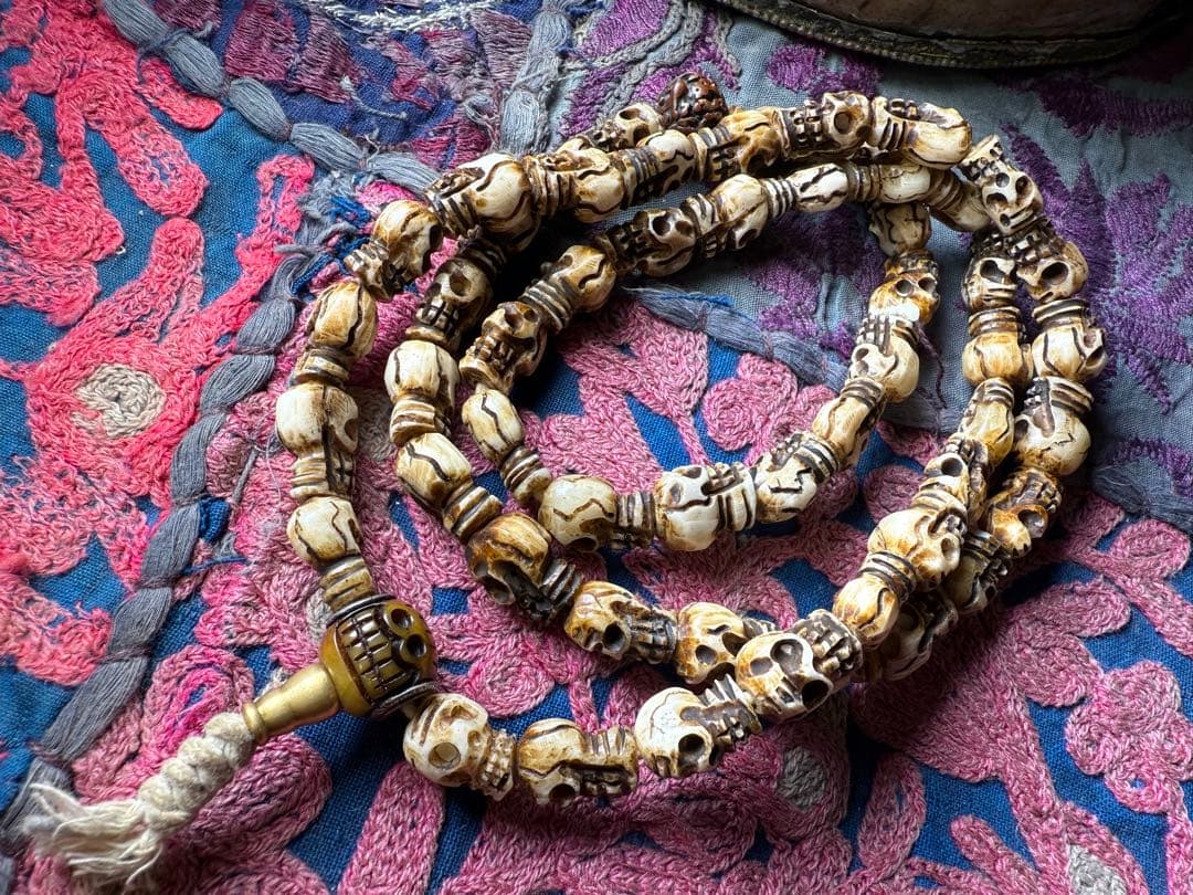 ネパール骨製ドクロビーズの半連数珠(マーラー) 54珠　ヴィンテージ