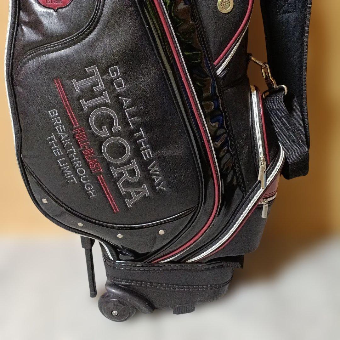 美品 TIGORA キャディバッグ キャスター付き 黒/赤フード未使用