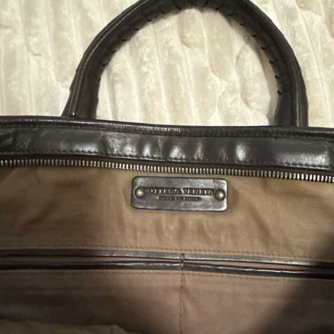 BOTTEGA VENETA 編み込みレザービジネスバッグ