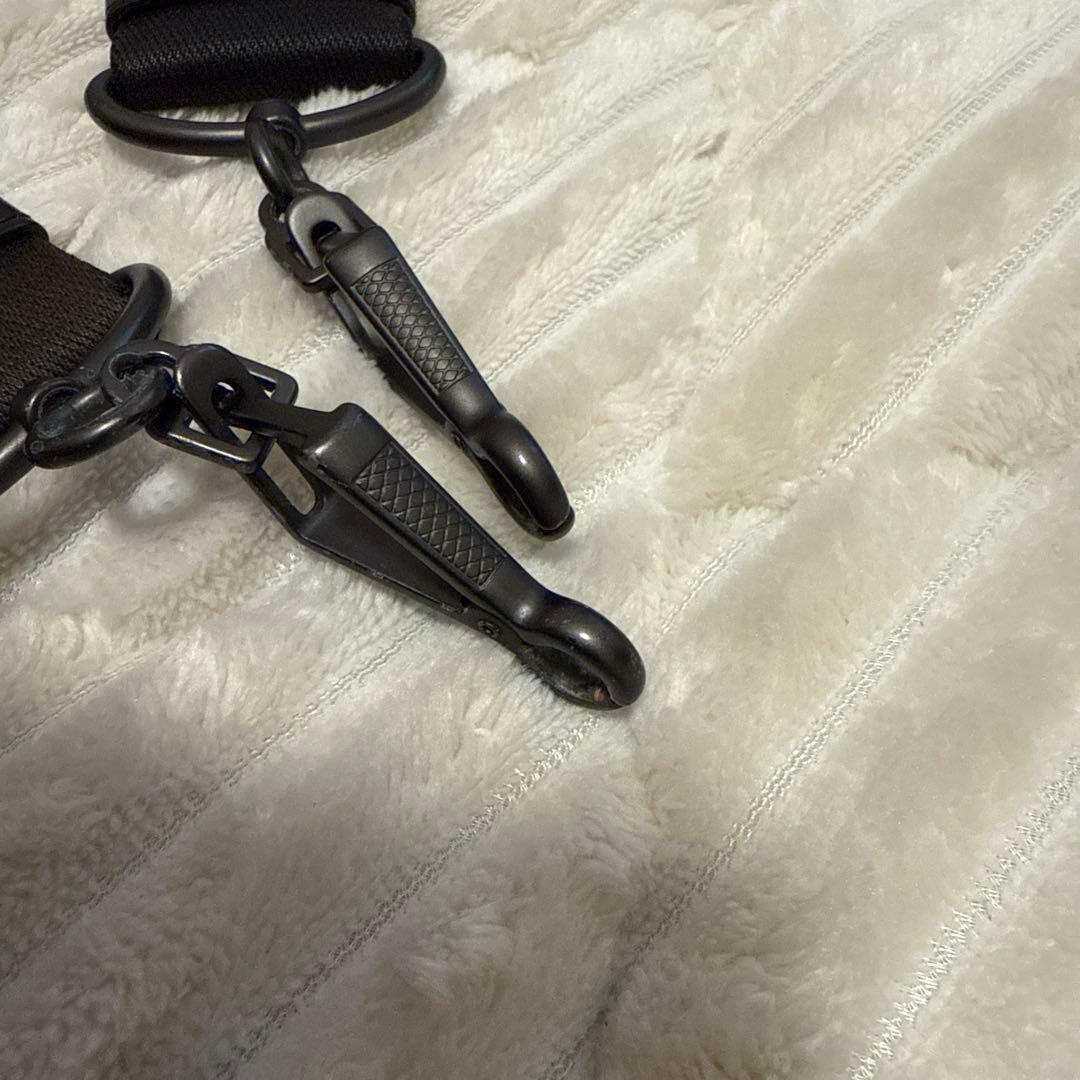 BOTTEGA VENETA 編み込みレザービジネスバッグ