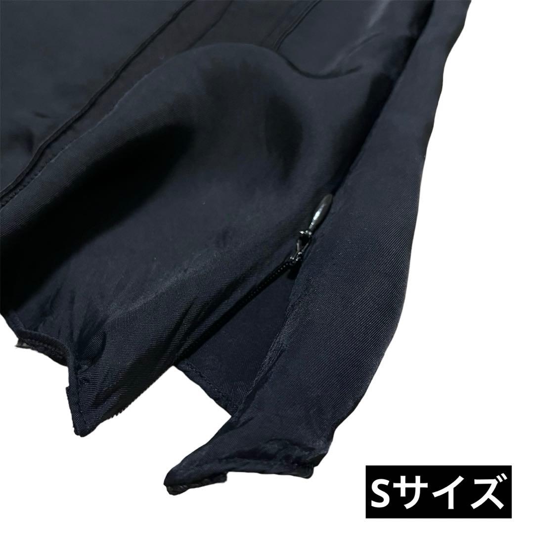 シルエットが綺麗なARMANI EXCHANGE 黒キャミソール S