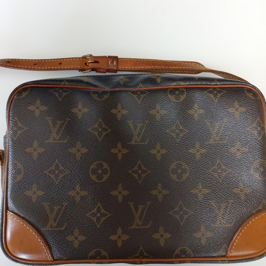 ルイ・ヴィトン　ショルダーバッグ