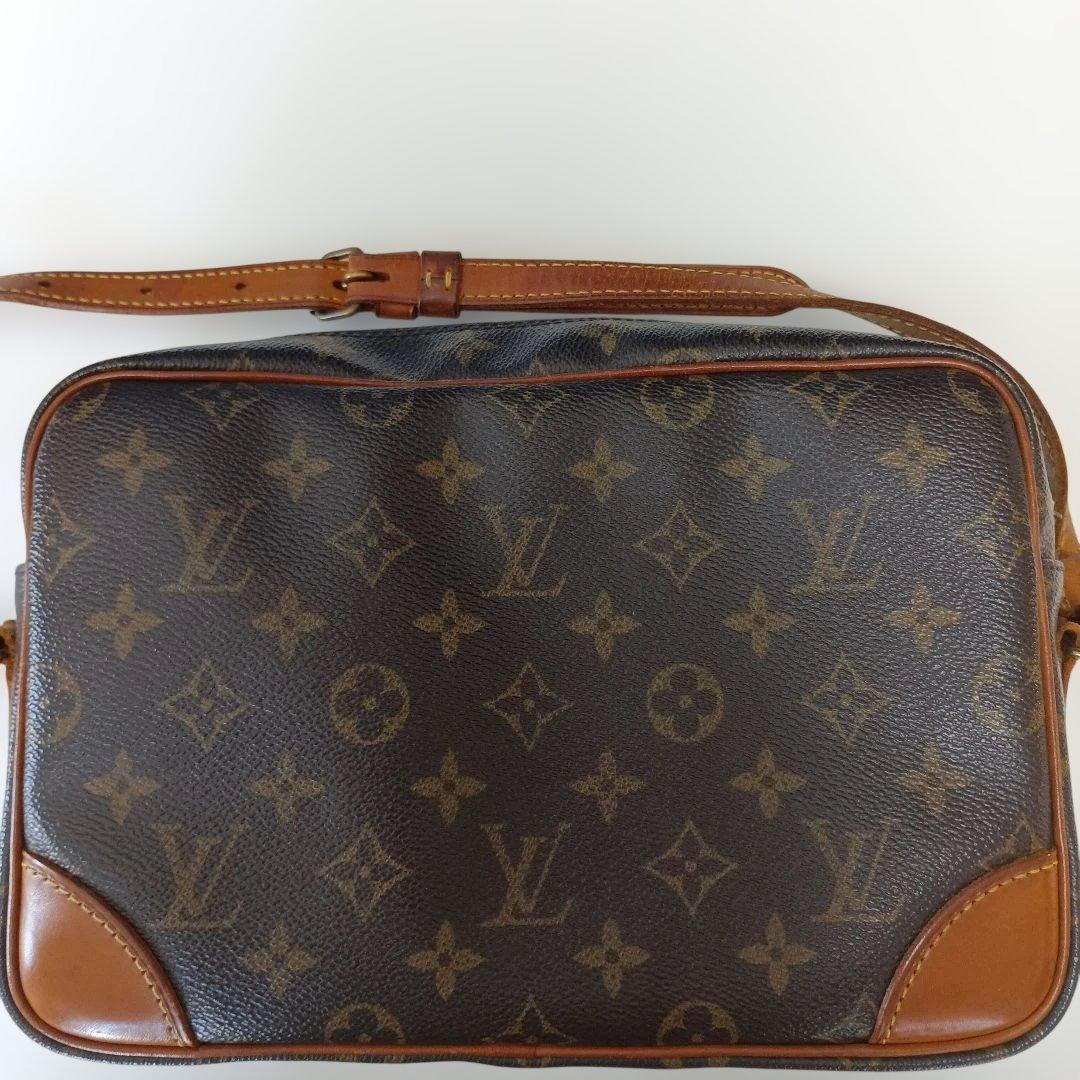 ルイ・ヴィトン　ショルダーバッグ