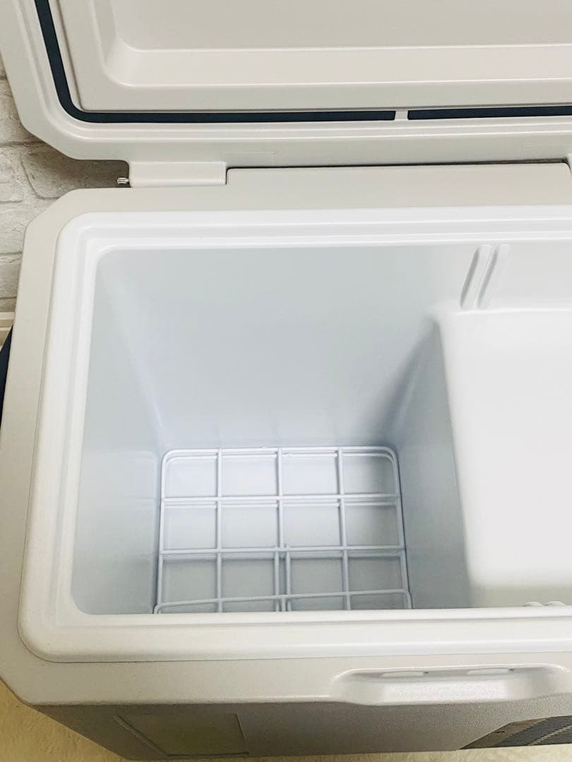 ポータブル冷蔵庫F40C4TMP　18L 車載冷蔵庫動作良好