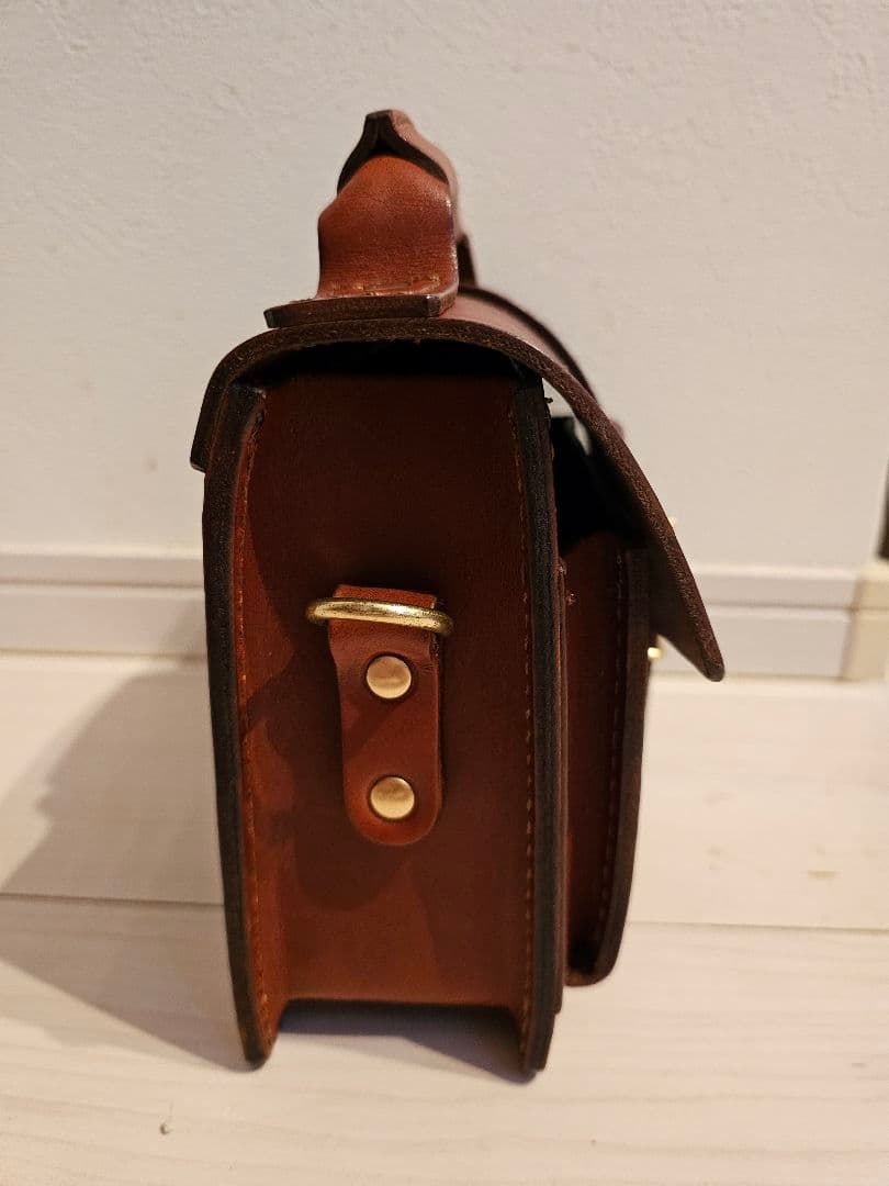 ヘルツ　コラージュバッグ チョコ