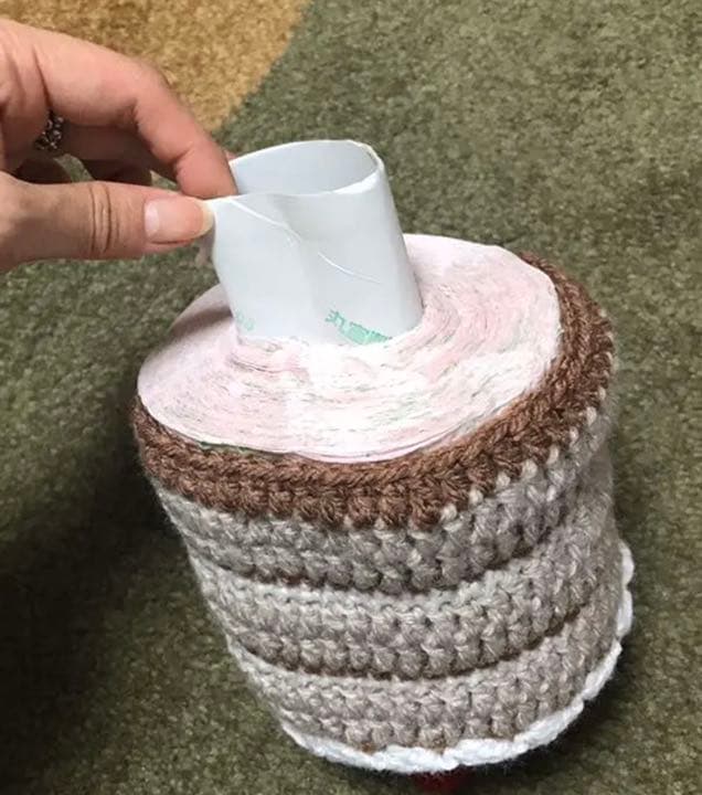パンケーキトイレットペーパーカバー　ティッシュカバー　手編み
