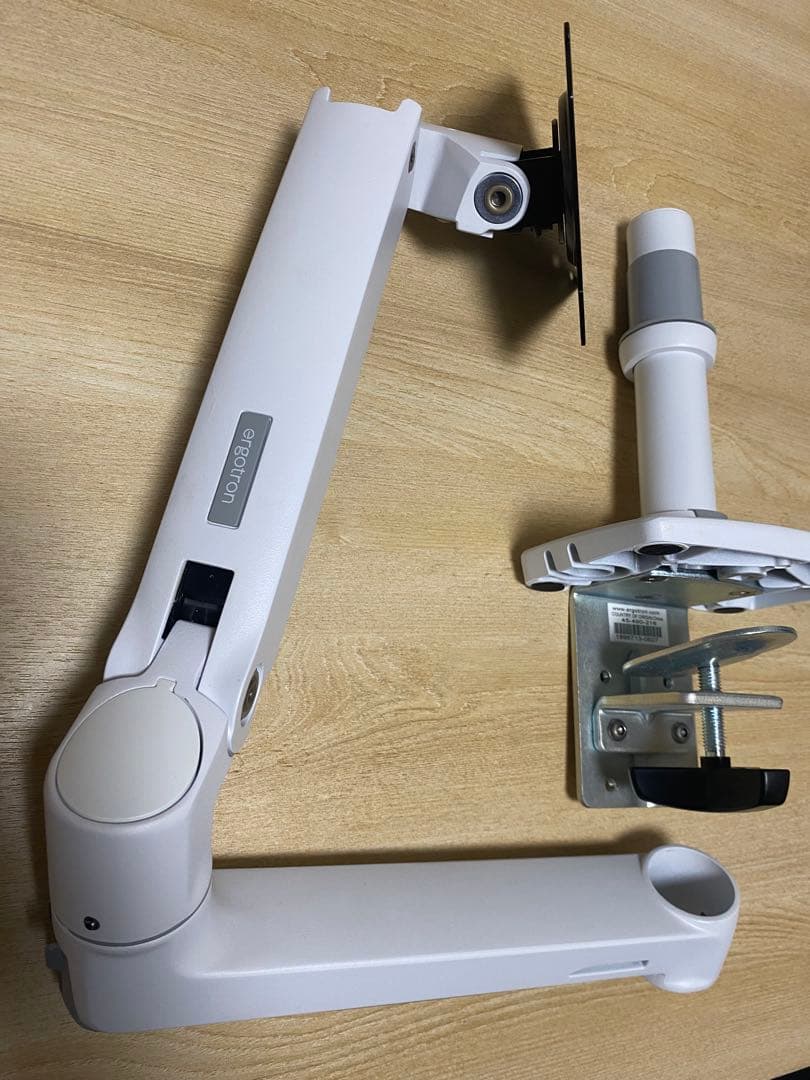 【美品】Ergotron LX モニターアーム ホワイトVESA対応