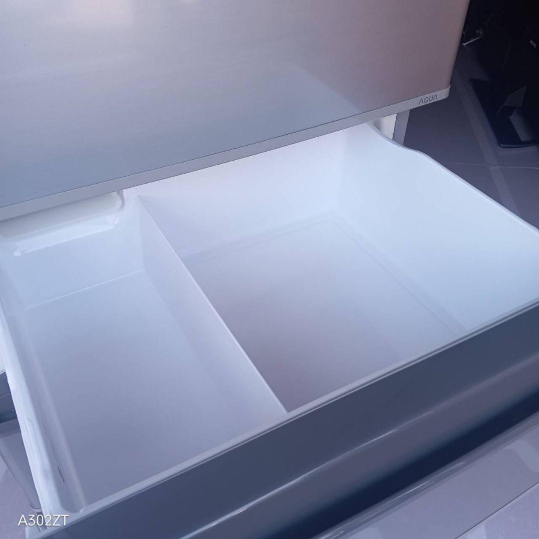 C06D3 送料設置無料　アクア　大型冷蔵庫　355L