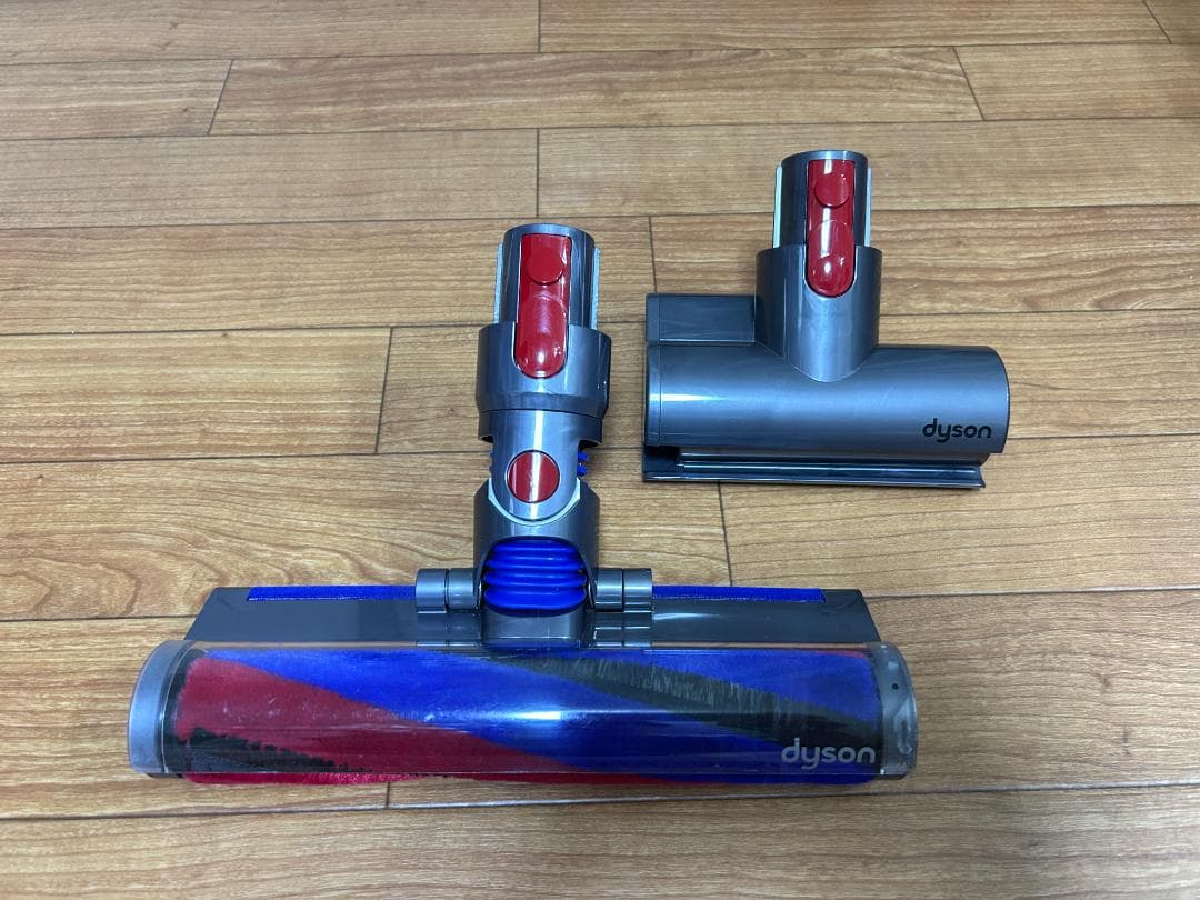 【美品 使用少】dyson V8 slim fluffy 【未使用】アクセサリ
