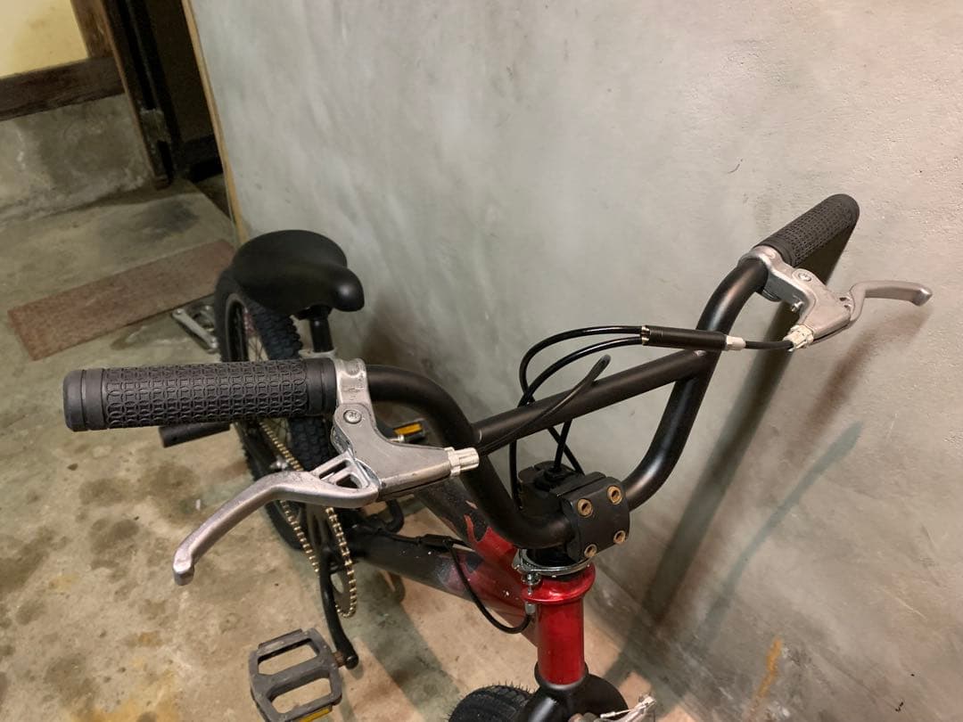 BMX 自転車 ブラック/レッド 20インチ