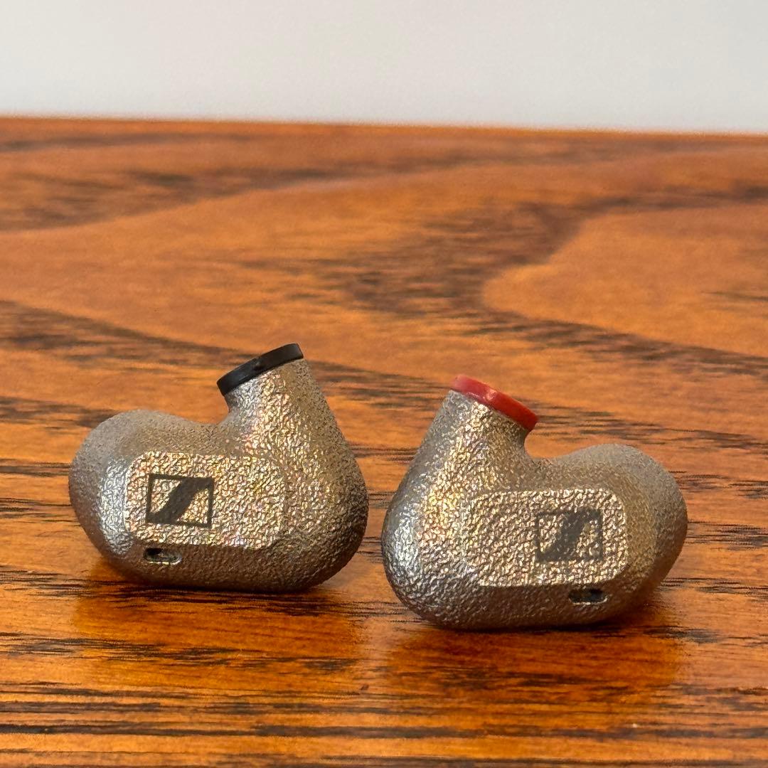 イヤホン Sennheiser IE 600