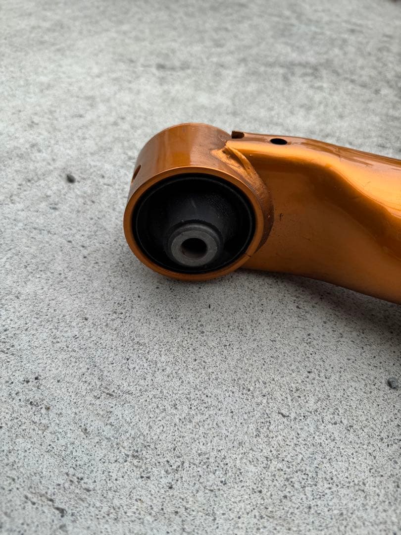 30プリウスアクスル