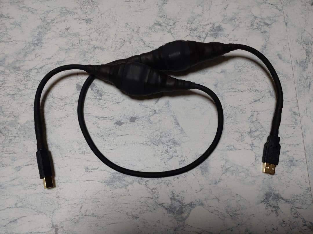 【最新作】オーディオ用　420段式カタパルト搭載　USBケーブル A-B 1m