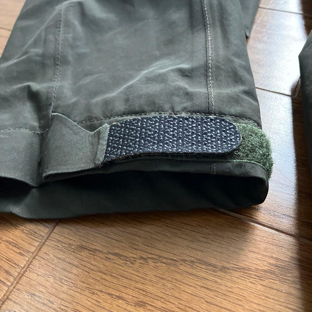 Simms GORE-TEXフィッシングガイドジャケット ダークグリーン