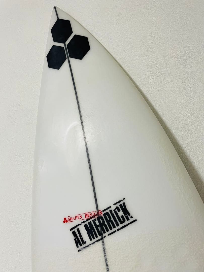 Channel s TWO HAPPY 5’11