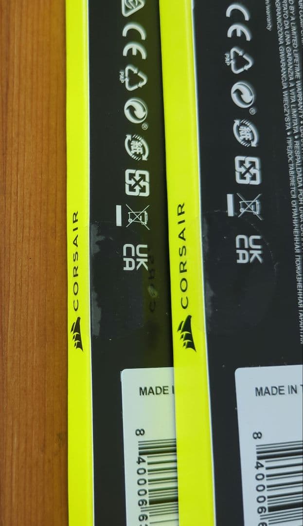 CORSAIR RGB PRO 32GB DDR4 3200MHz 2点セット