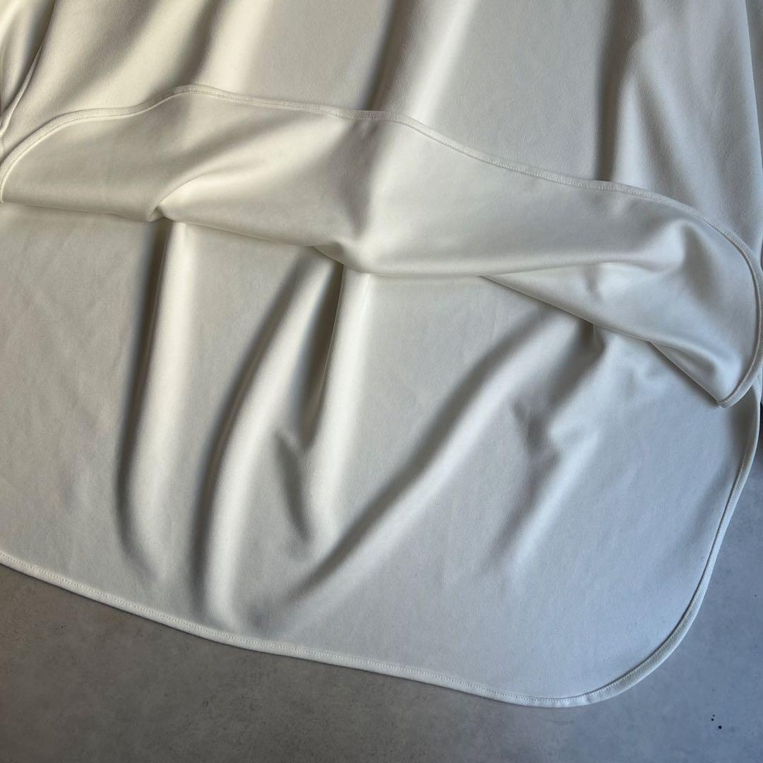 美品✨ビアズリー ワンピース Tブラウス 23SS 洗える ストレッチ 白