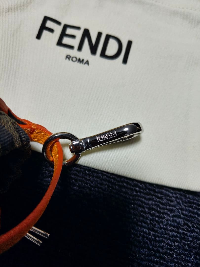 FENDI　フェンディ　キーホルダーポーチ