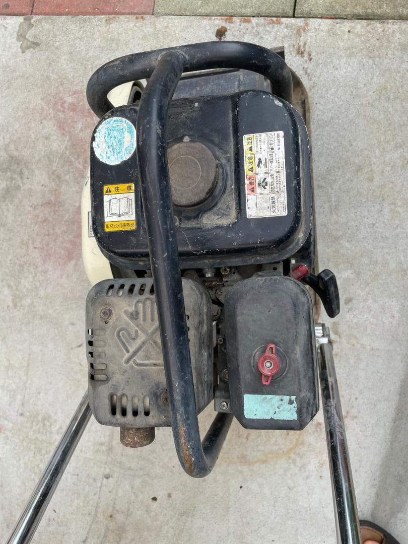 明和 バイブロ プレート KP60