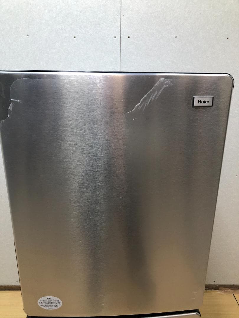 美品 Haier 2023年製148L 冷蔵庫 シルバー　750841-1-