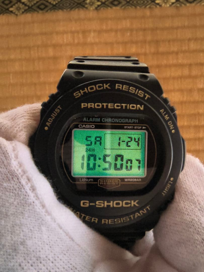 G-SHOCK DW-5735D-1BJR 35周年【大幅価格改訂】