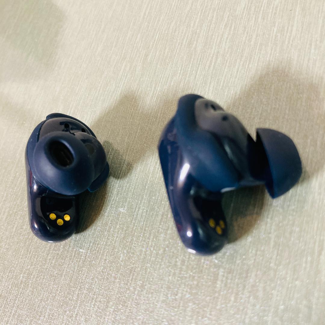 【美品・限定】BOSE QuietComfort Ultra ルナブルー