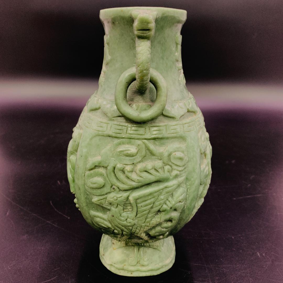 碧玉 四神文 双耳壺 玉金義作 清朝風 彫刻 花瓶 緑玉石 共箱付 中国美術