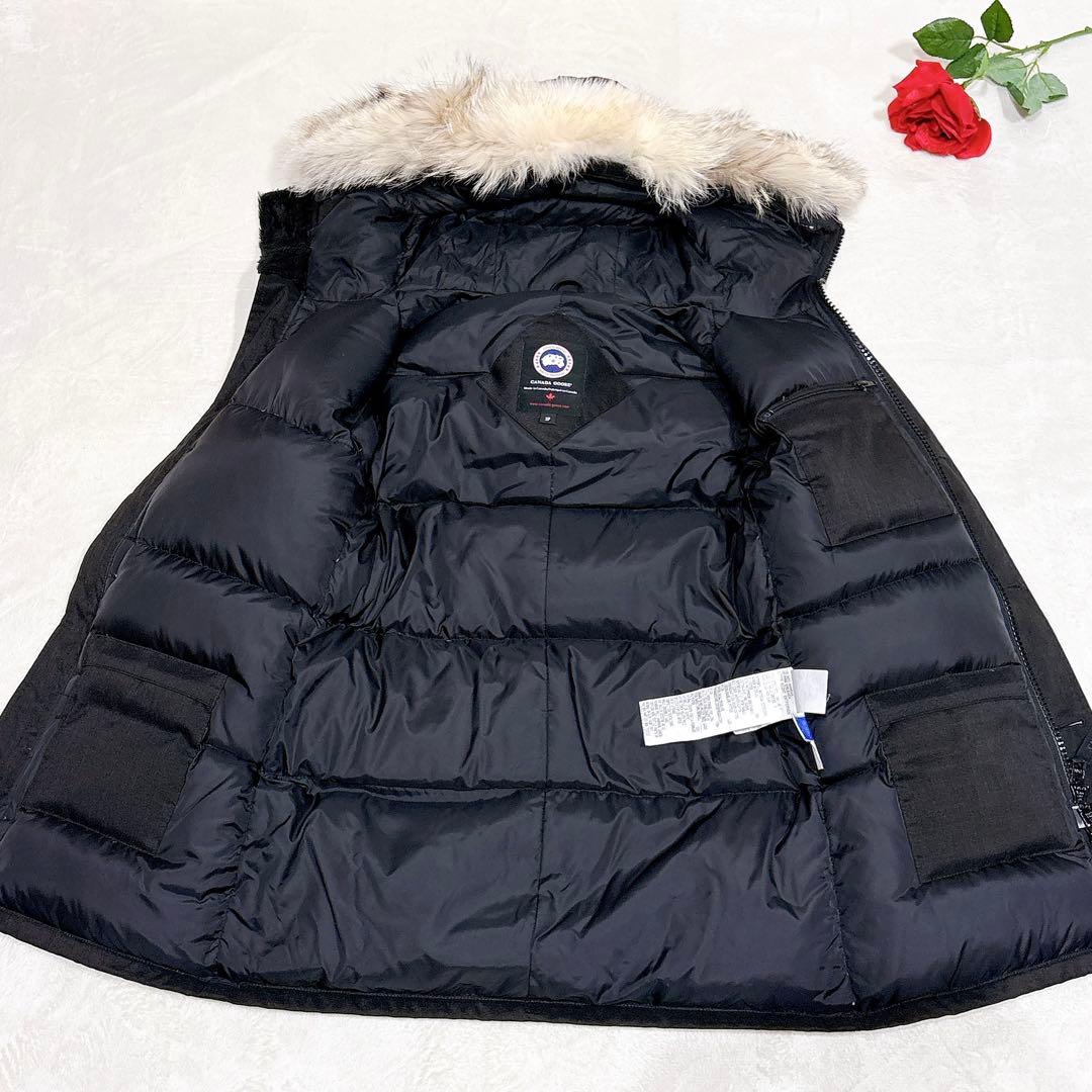 ほぼ未使用✨　カナダグース　クレストン　ダウンジャケット　ブラックレーベル