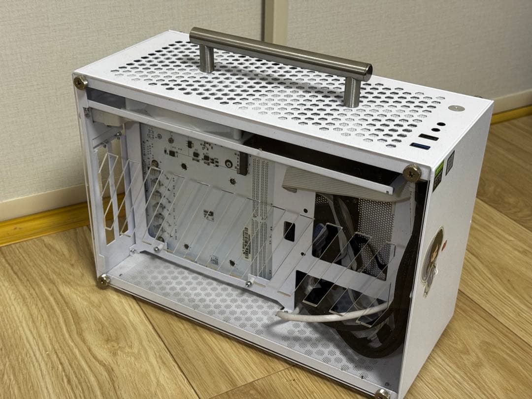 ITX PCケース　B550i マザーボードセット