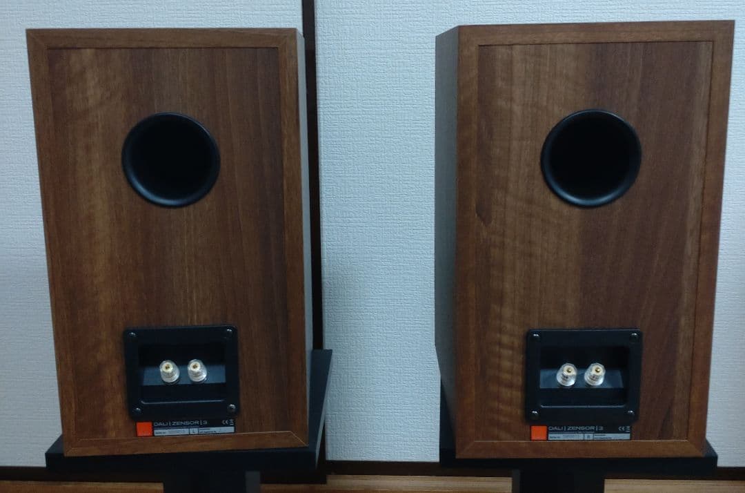 【美品】ダリ DALI ZENSOR 3