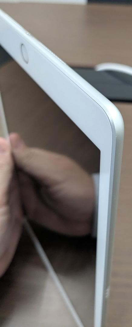 【正常動作品】iPad 第8世代 32GBシルバー WiFi MYLA2J/A