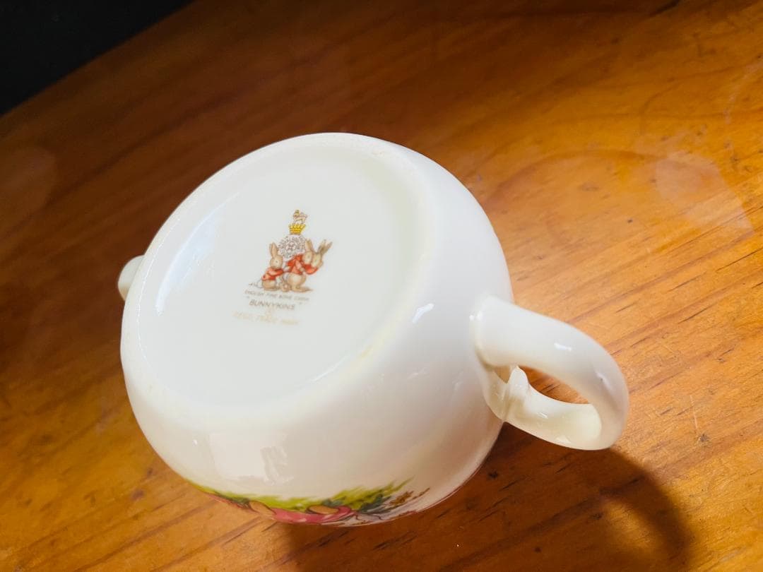  ロイヤルドルトン バニキンズ マグカップ ２客