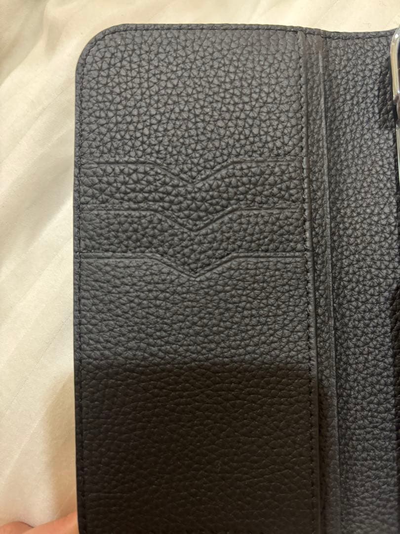 【新品】BONAVENTURA iPhone 17Pro Max 手帳型ケース