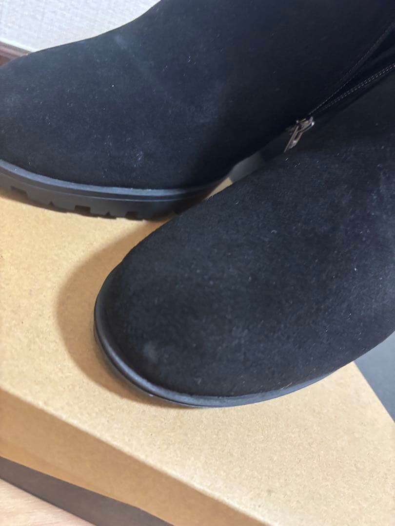 海外限定 本場 UGG ブラック スエードブーツ