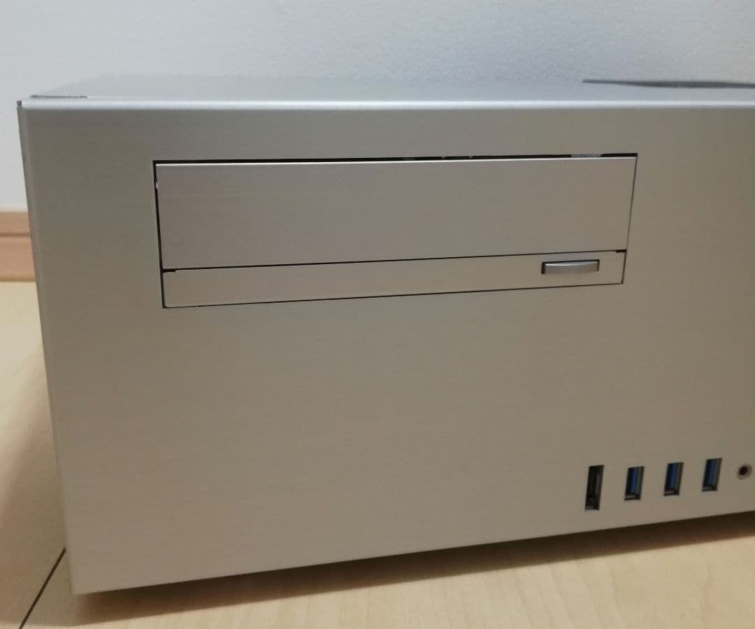 動作未確認 PCケース LIAN LI PC-C50