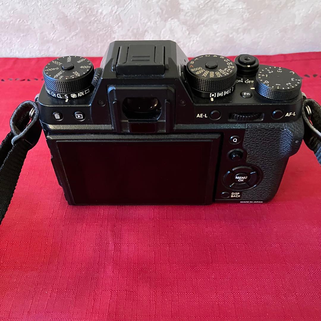 FUJIFILM XT-2 本体+オールドレンズ付　富士フイルム　ミラーレス一眼