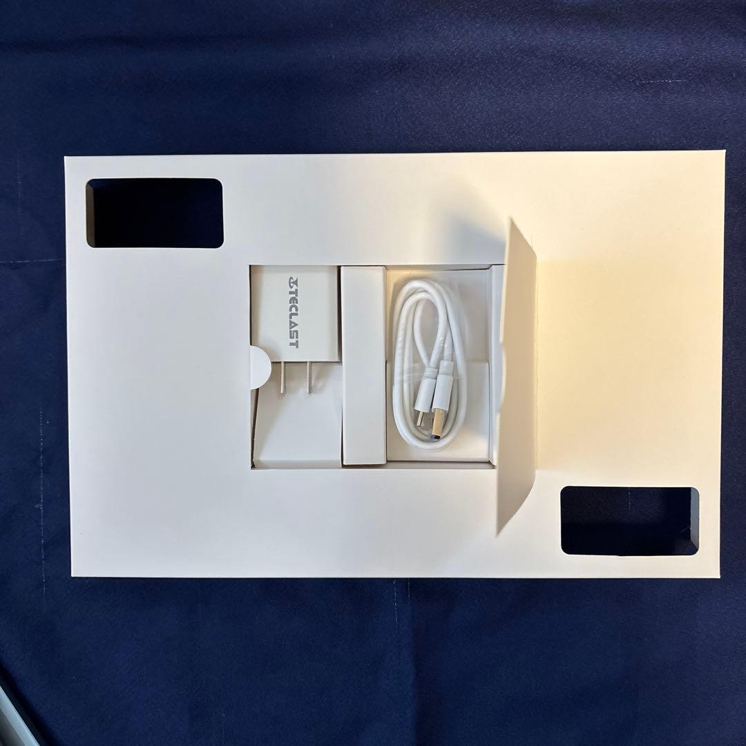 Teclast タブレット T60 Plus カバー付き！