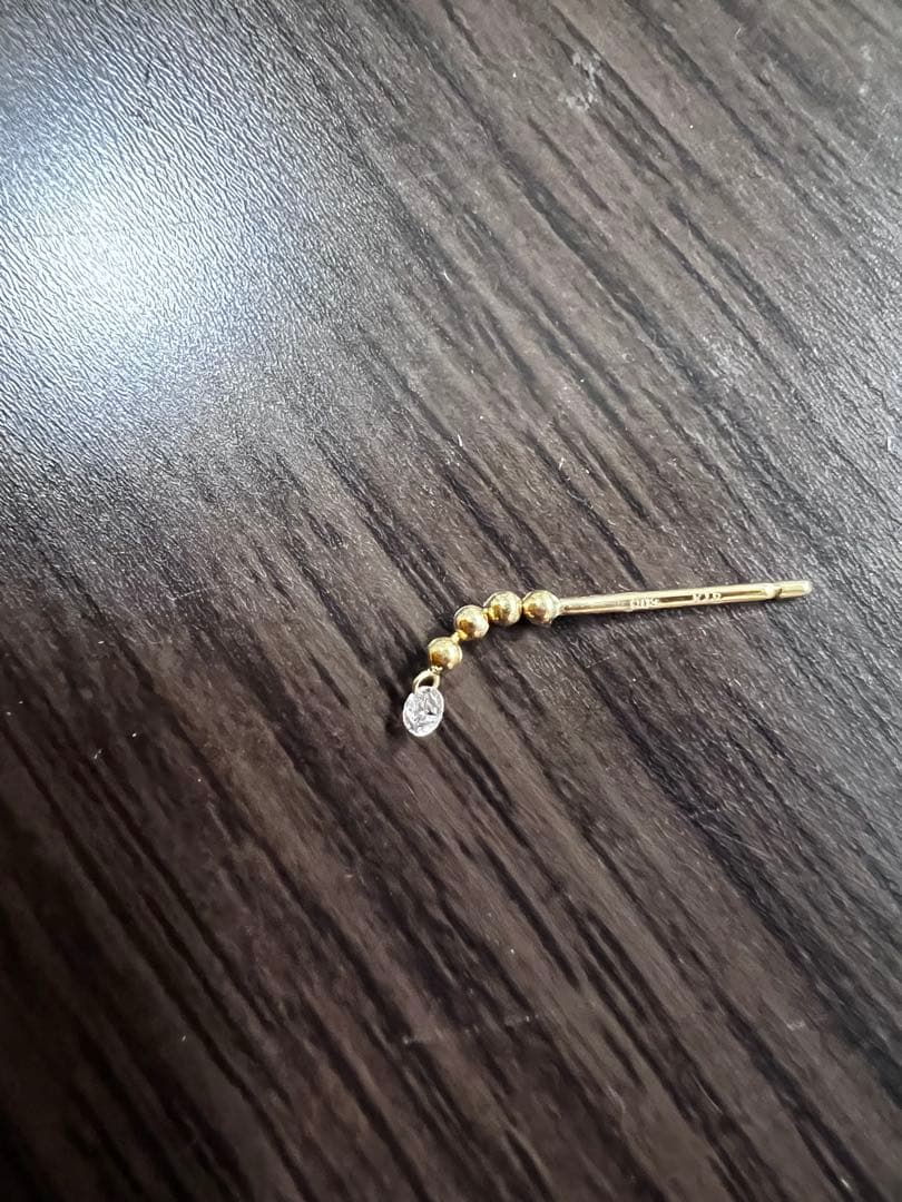 リトルエンブレム未使用に近いピアス片耳 2個出品中