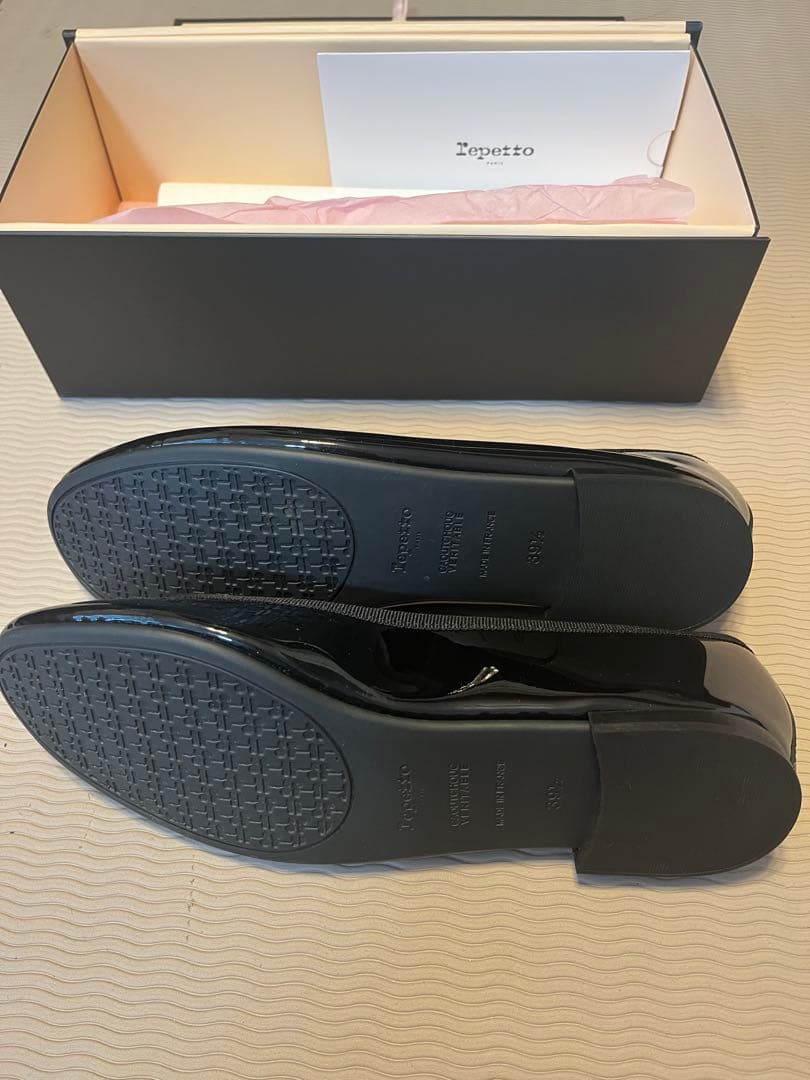 Repetto Lili パテントレザー　ブラック