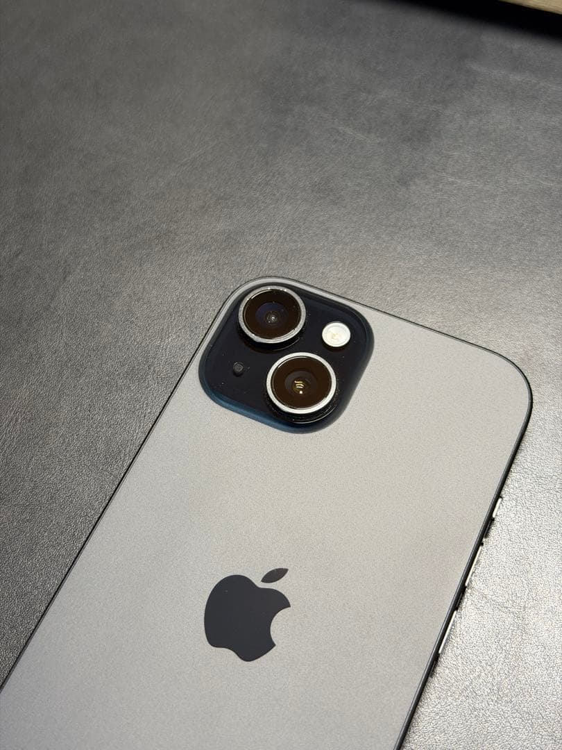 iPhone15 ブラック 本体 美品