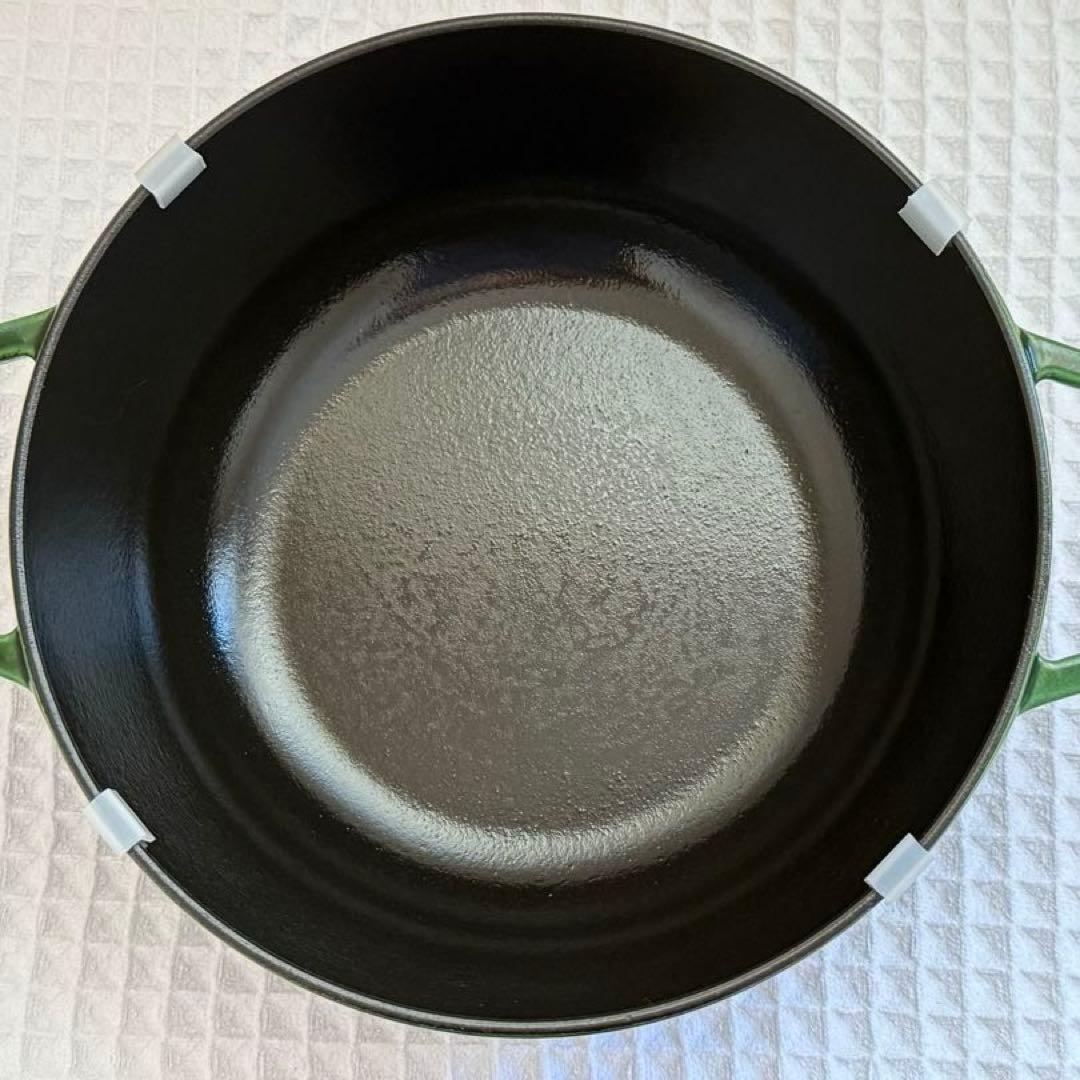 【ストウブ】ワナベ XL クリスマスツリーバジル