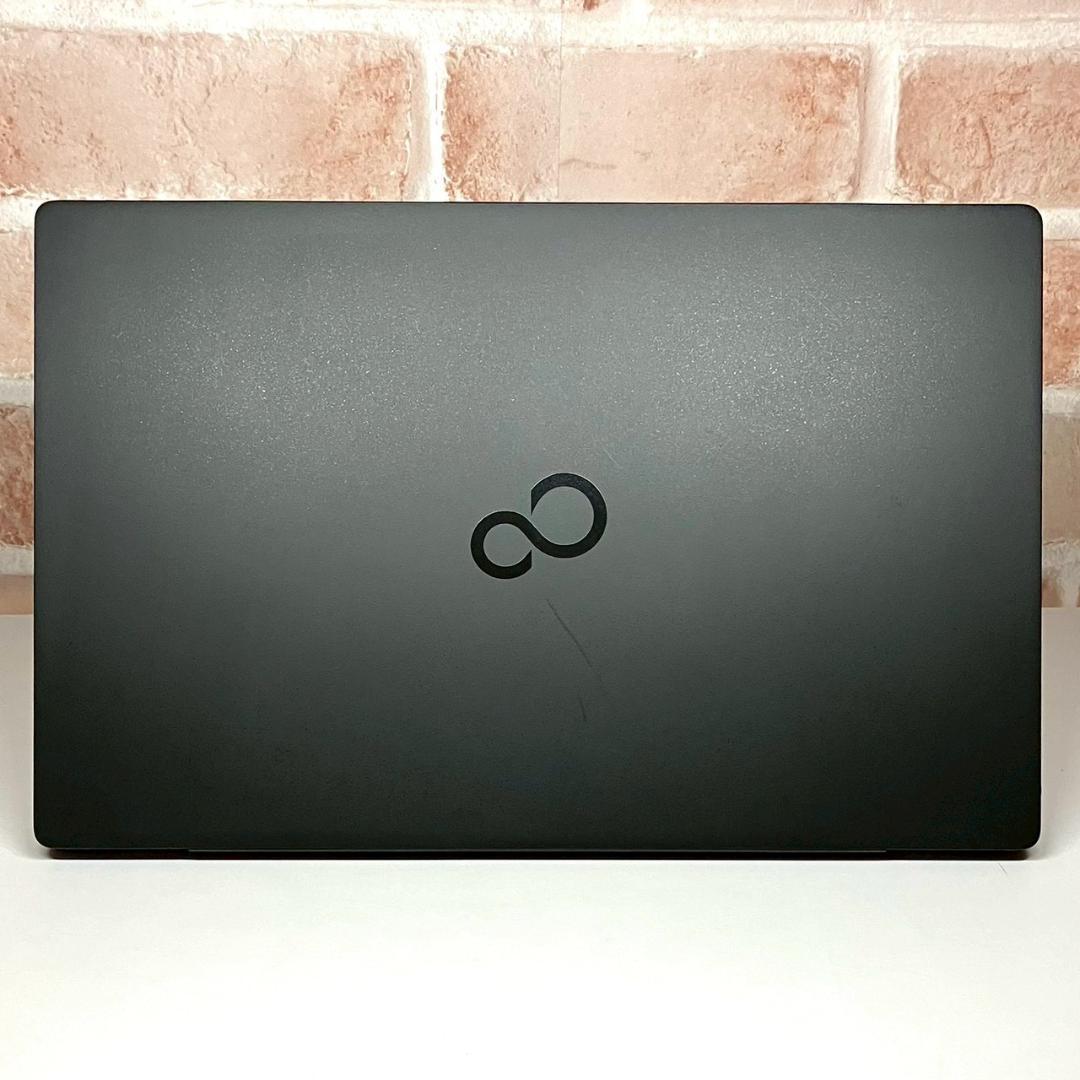 ★超軽量＆超薄型★ 2021年製 第11世代Corei5 富士通 465